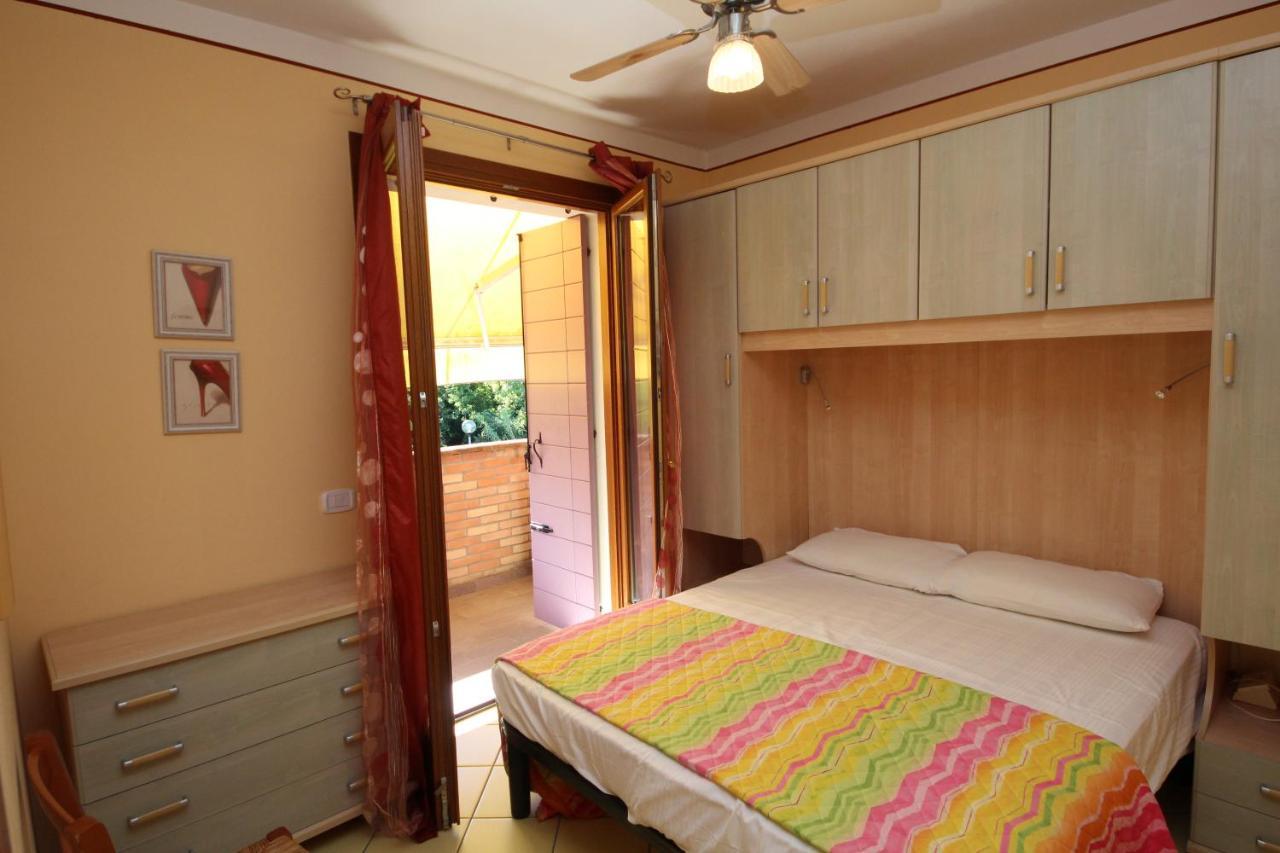 Residence Sole E Mare Appartamenti Rosolina Mare Exterior foto