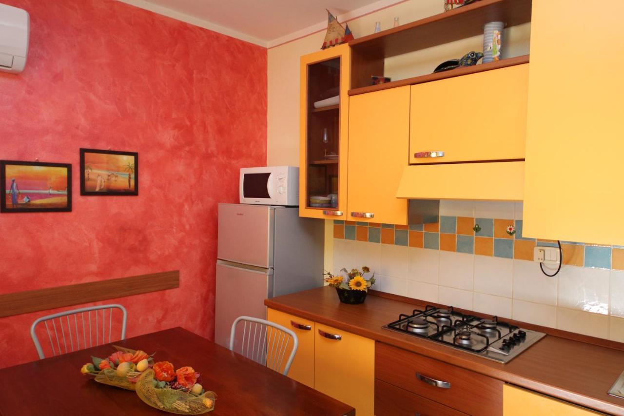 Residence Sole E Mare Appartamenti Rosolina Mare Exterior foto